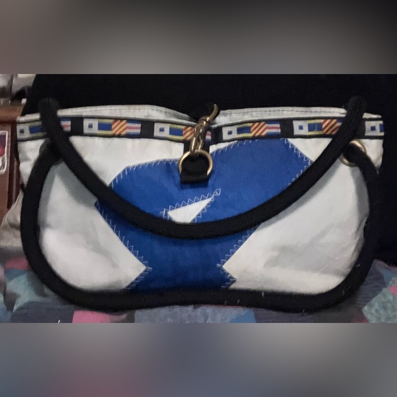 🩵Ella Vickers Sailcloth Shoulderbag💙So Chic n Fun made from up-cycled sails! - Picture 5 of 16